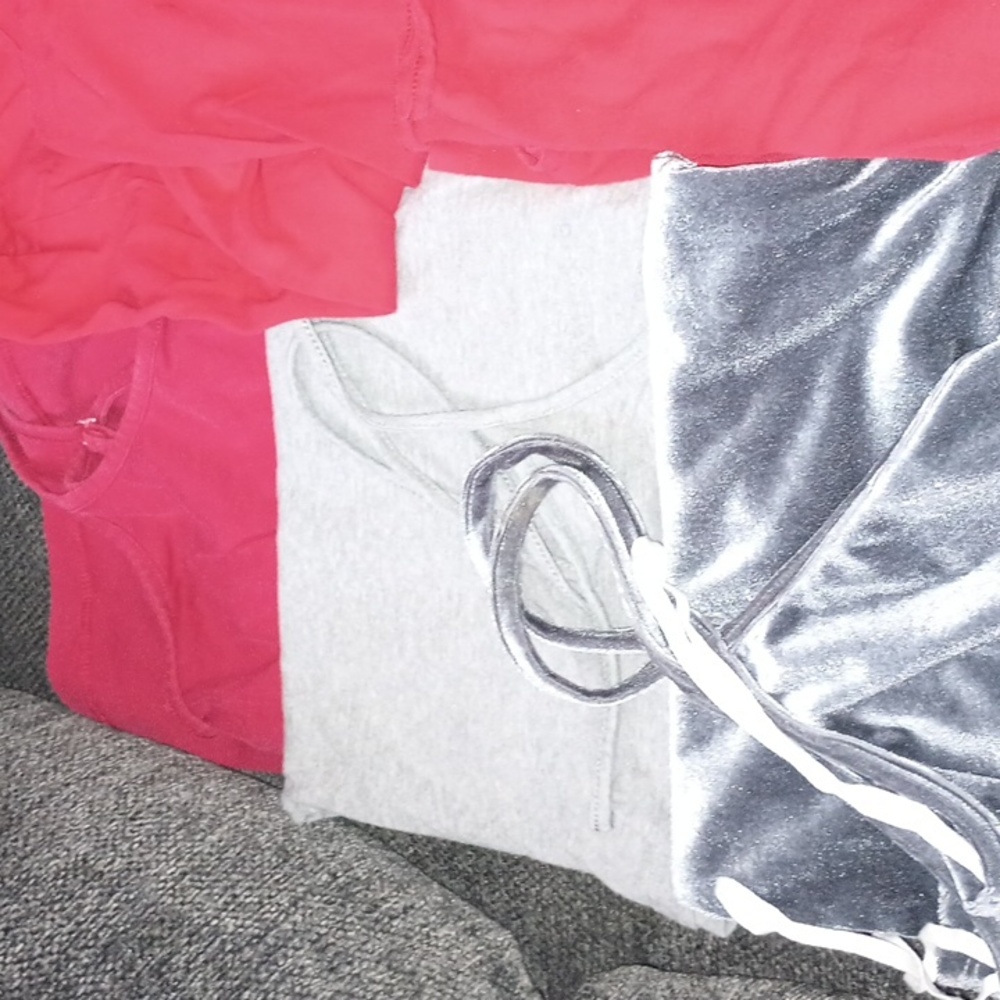 5 bundle tank top varies brands - Picture 3 of 3